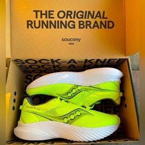 Men’s Saucony Kinvara 14 The Lightweight Cross Trainer